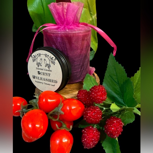 RASPBERRY TOMATO LEAF, SCENT UNLEASHED LLC LUXURY HAND POURED SCENTED CANDLES! - Picture 1 of 4
